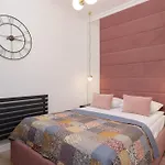 Beautiful & Stylish Apartaments Dietla With Air Conditioning By Noclegi Renters
