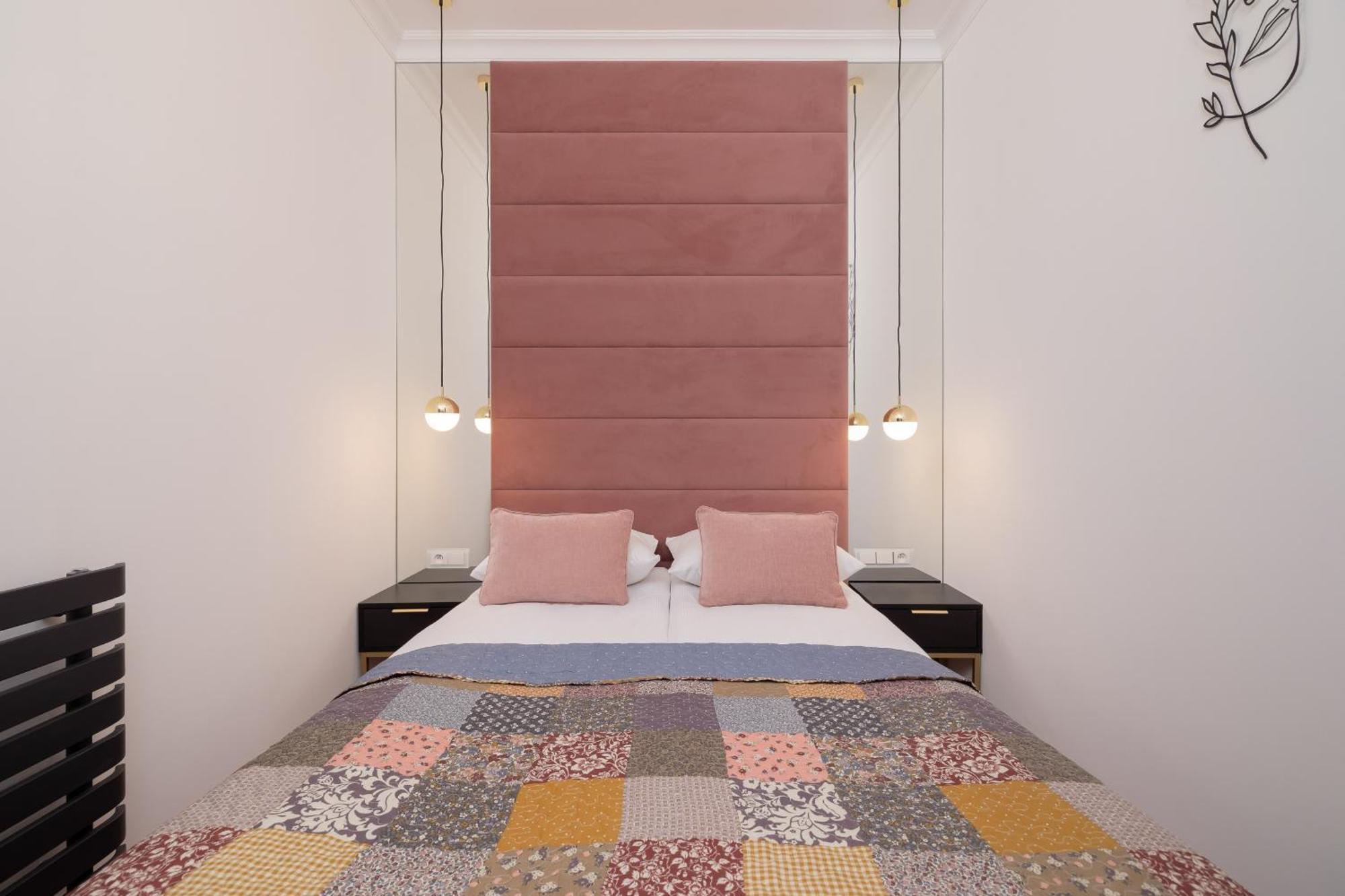Apartment Beautiful & Stylish Dietla With Air Conditioning By Renters *